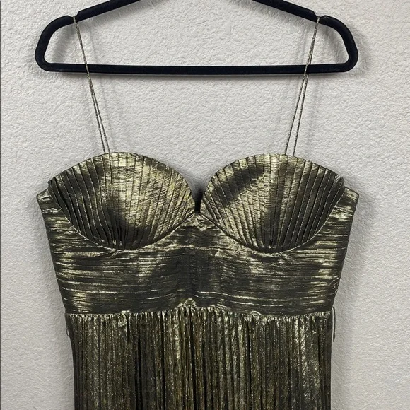 New Rebecca Vallance Josie Metallic Plisse Lame Gown Maxi Dress Gold Sz 12 - Picture 5 of 13